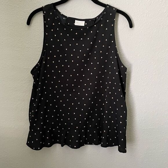 Abound Sleeveless Blouse with Button Open Back Size Medium - Picture 1 of 10
